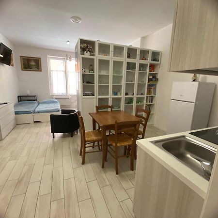 Appartamento House Apartment Tabe Centro โบโลญญา ภายนอก รูปภาพ