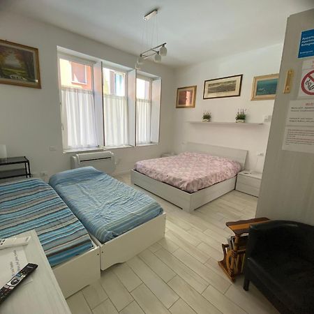 Appartamento House Apartment Tabe Centro โบโลญญา ภายนอก รูปภาพ