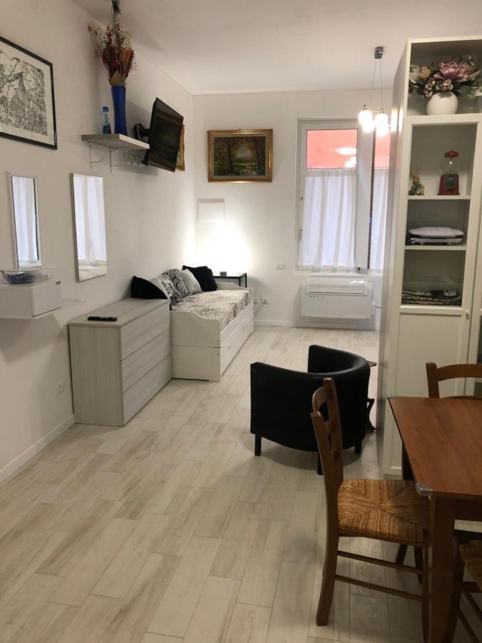 Appartamento House Apartment Tabe Centro โบโลญญา ภายนอก รูปภาพ