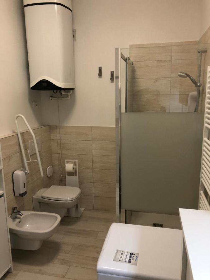 Appartamento House Apartment Tabe Centro โบโลญญา ภายนอก รูปภาพ