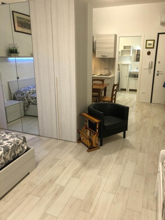 Appartamento House Apartment Tabe Centro โบโลญญา ภายนอก รูปภาพ