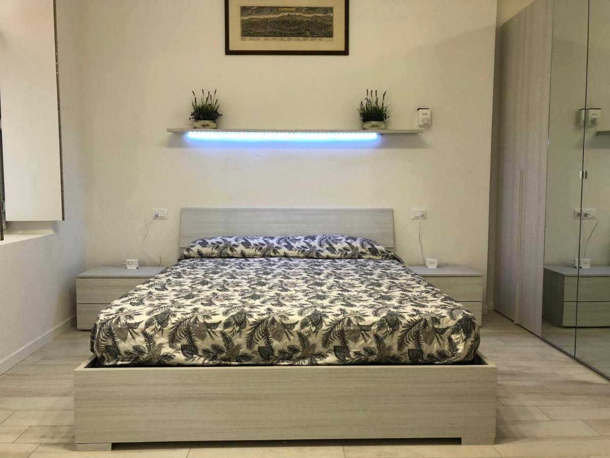 Appartamento House Apartment Tabe Centro โบโลญญา ภายนอก รูปภาพ