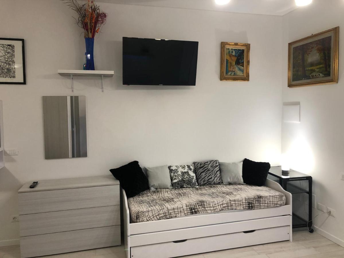 Appartamento House Apartment Tabe Centro โบโลญญา ภายนอก รูปภาพ